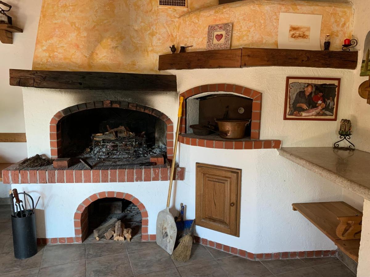 Skerlj Wine Estate Pensionat Tomaj Exteriör bild